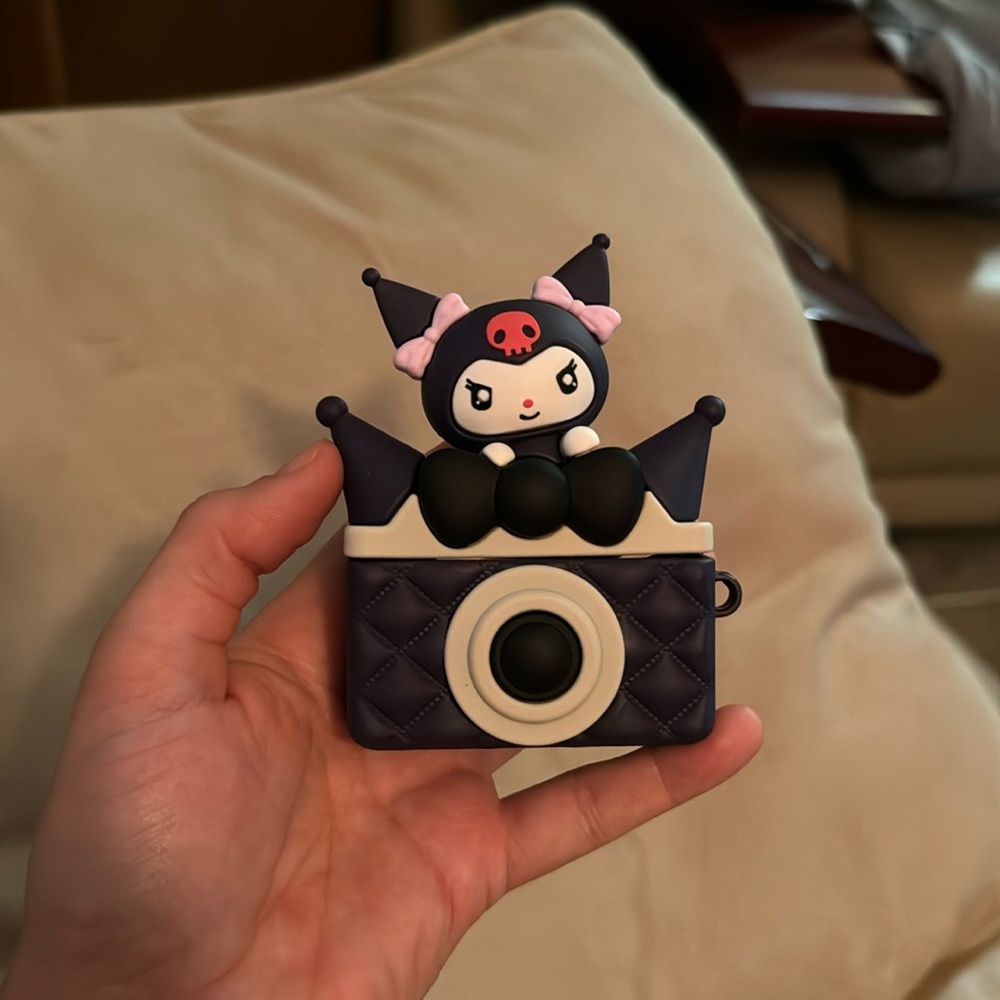 Sanrio kuromi AirPods Pro case